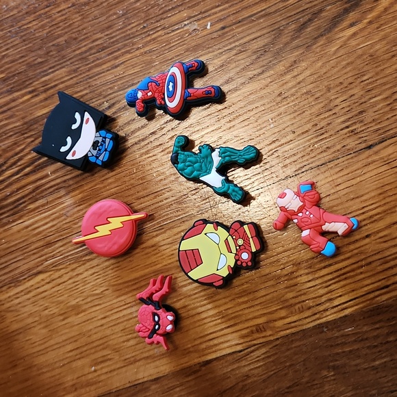 Superhero Croc Jibbets - Picture 1 of 3